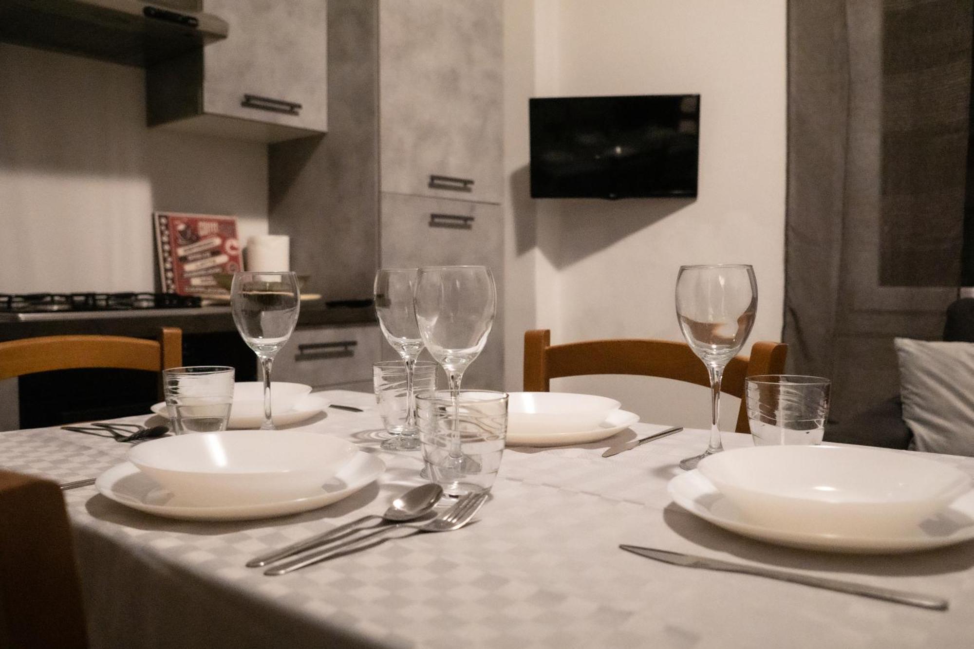 Bilocale Vicino Al Centro Di Verona - Ristrutturato Di Recente! Appartement Buitenkant foto